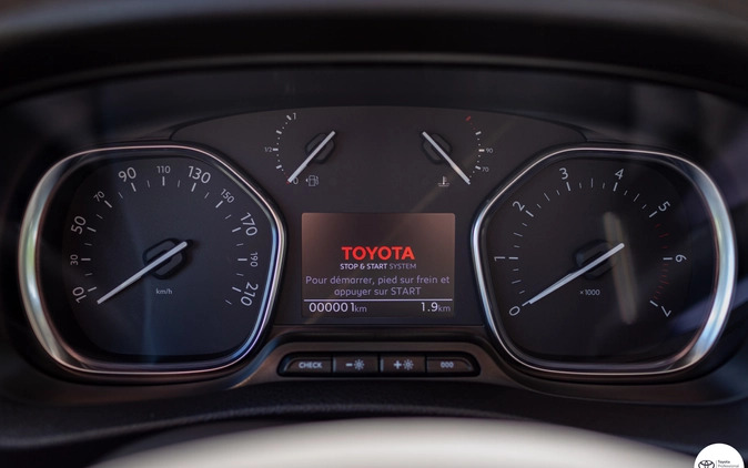 Toyota Proace Verso cena 226000 przebieg: 5, rok produkcji 2023 z Bogatynia małe 667